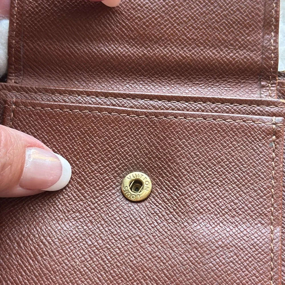 Louis Vuitton‎ Monogram Bifold Wallet